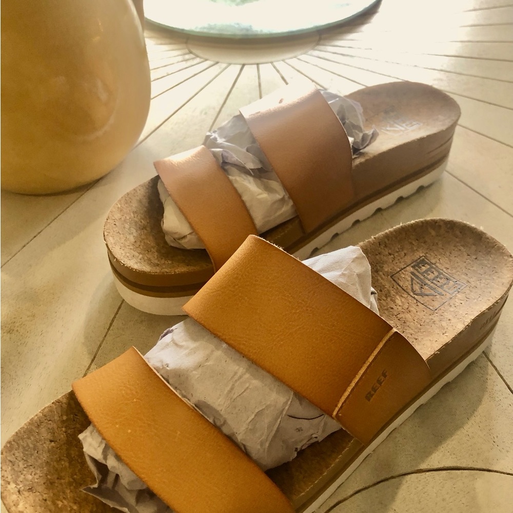 Reef leather sandals size 9